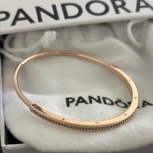 Pandora Signature I-D Pavé Bangle